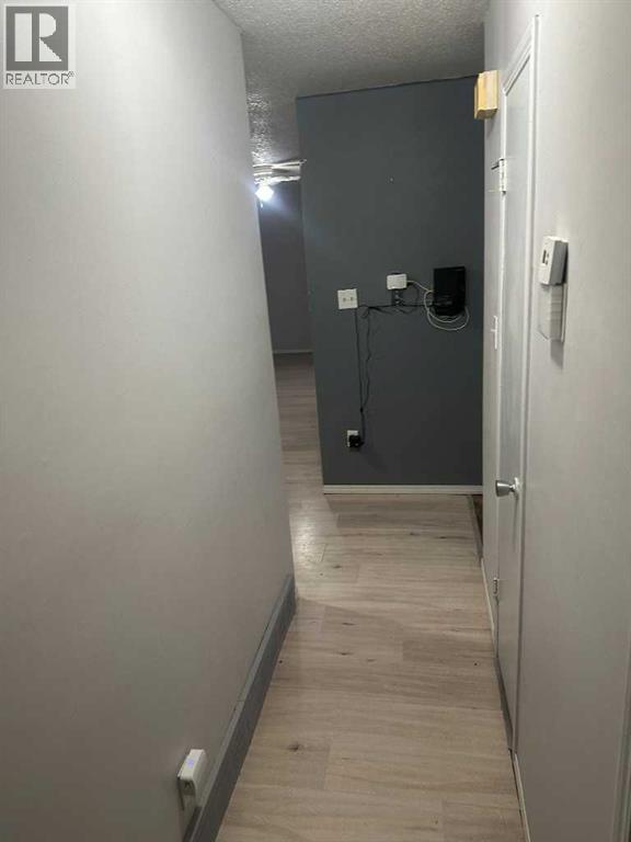 4805 55 Avenue - 27