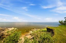 20079 Camp Neustadt Road E, Gimli Rm, MB R0C0C0 Photo 41