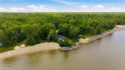 20079 Camp Neustadt Road E, Gimli Rm, MB R0C0C0 Photo 46