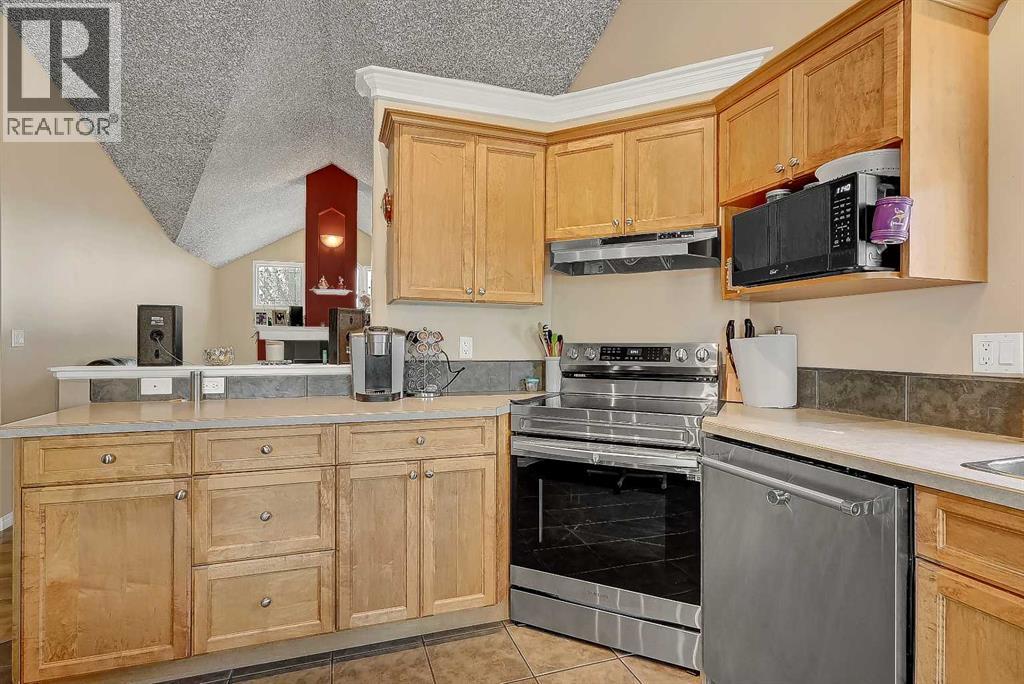 10230 71 Avenue, - Image 5