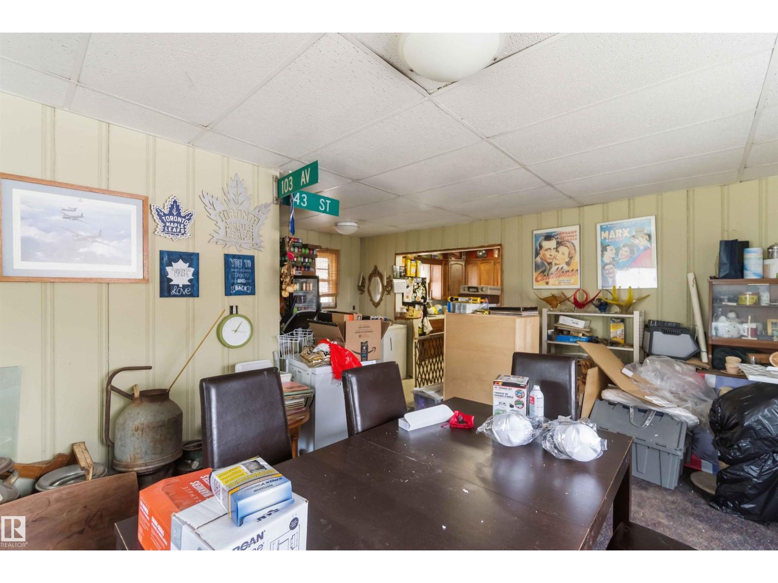 10186 143 ST NW - 17