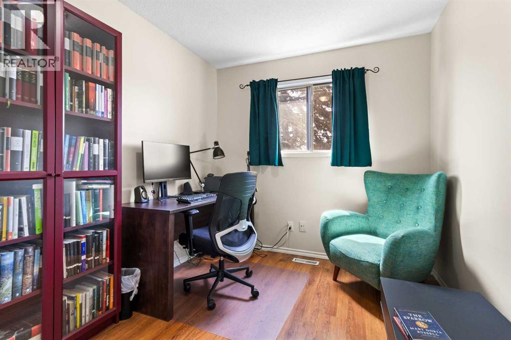 Listing photo – 5 McCullough Crescent, Red Deer