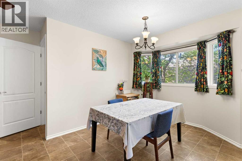 Listing photo – 5 McCullough Crescent, Red Deer
