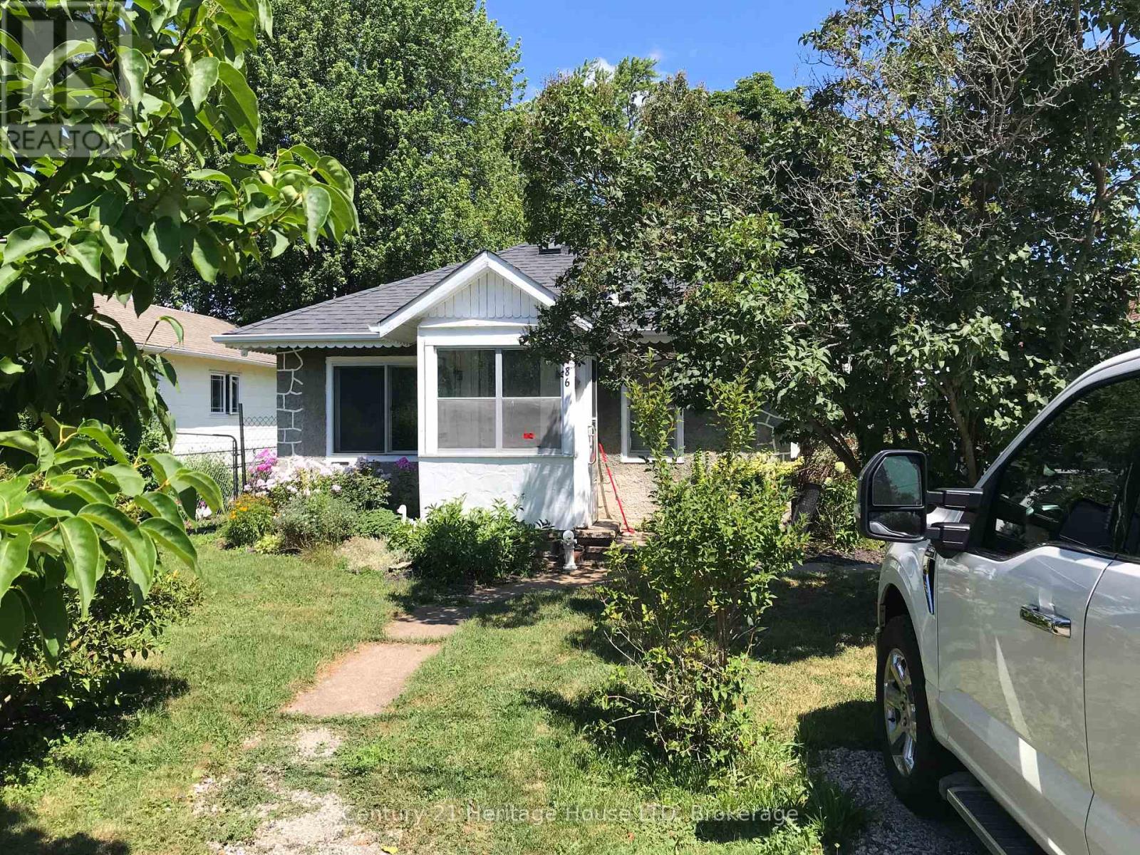 3786 MATHEWSON AVENUE - 1