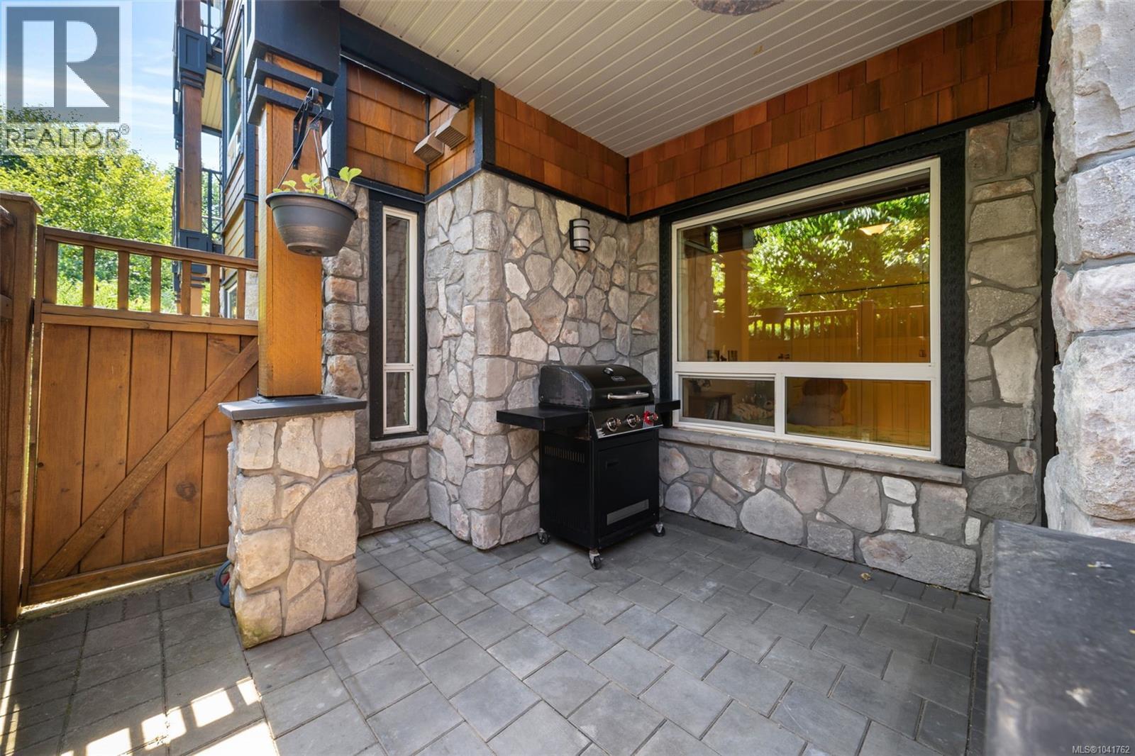 #105 101 Nursery Hill Dr - 17