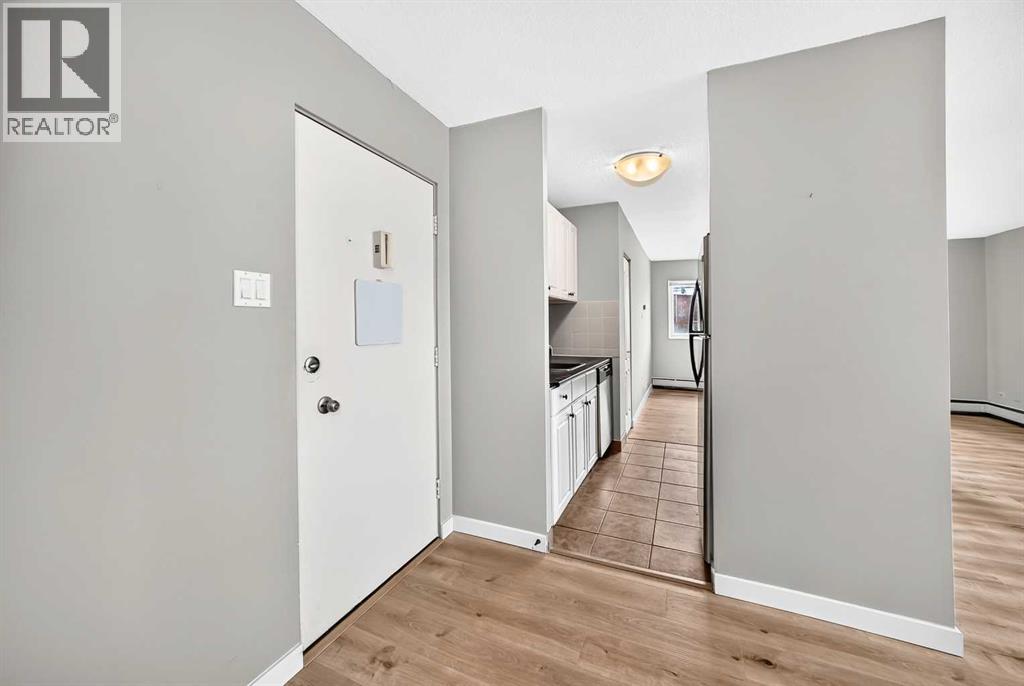 #401 316 1 Avenue NE - 25