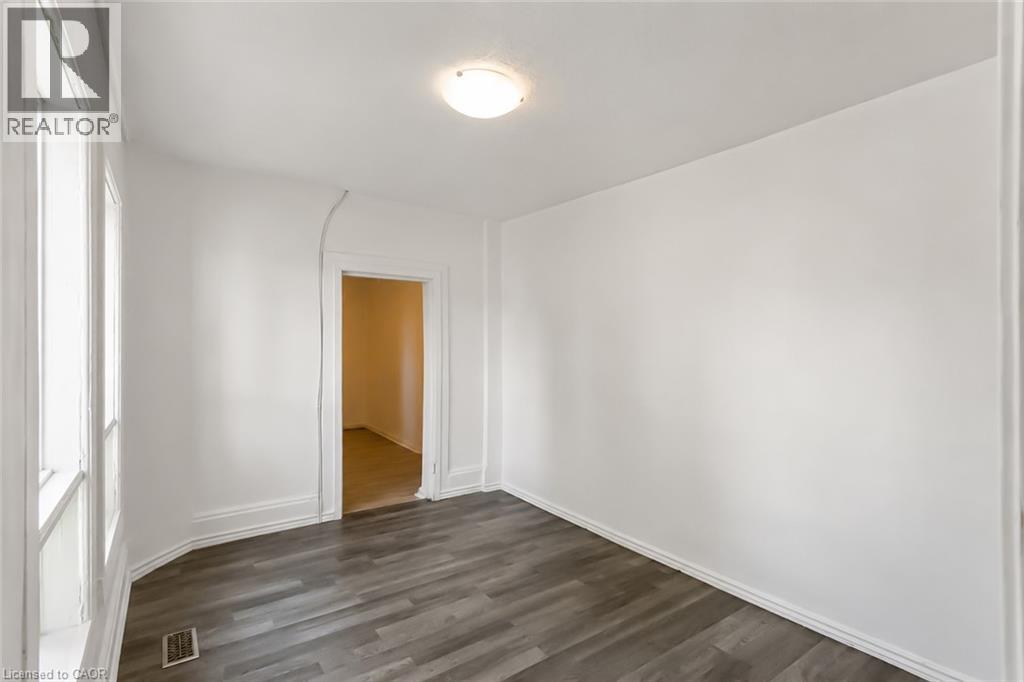 87 LANCASTER Street W - 11