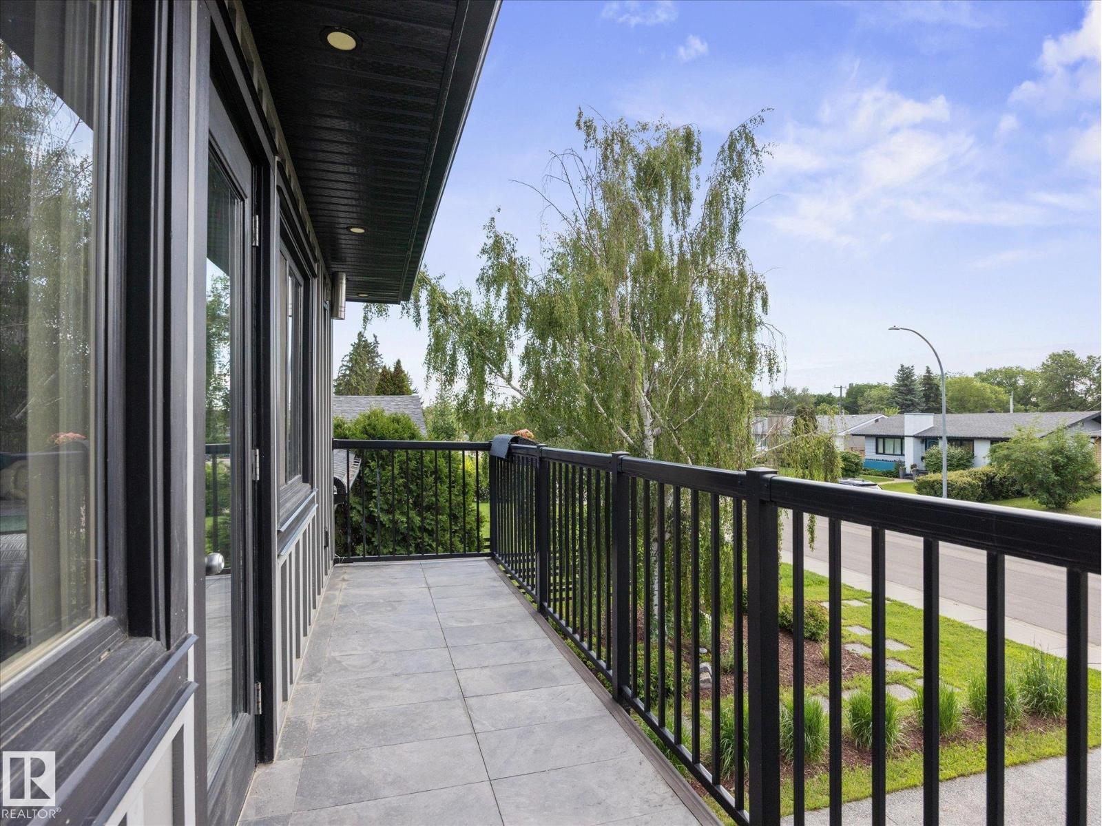 8822 161 ST NW - 16