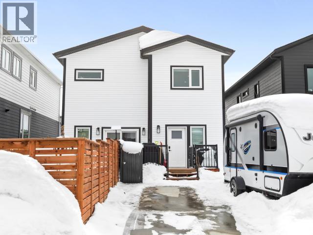 62 MASCOT STREET - 32