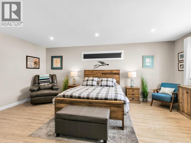 62 MASCOT STREET - 20