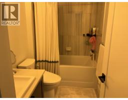 3574 Harper Road, Coquitlam, BC V3E0P2 Photo 6