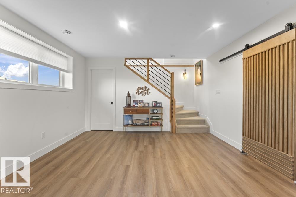 2503 Lockhart WY - 40
