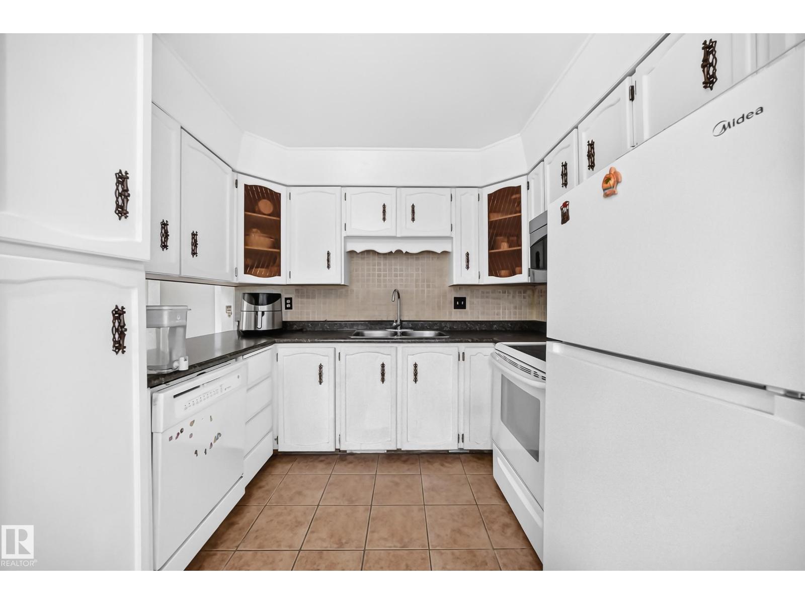 1928 68 ST NW - 25