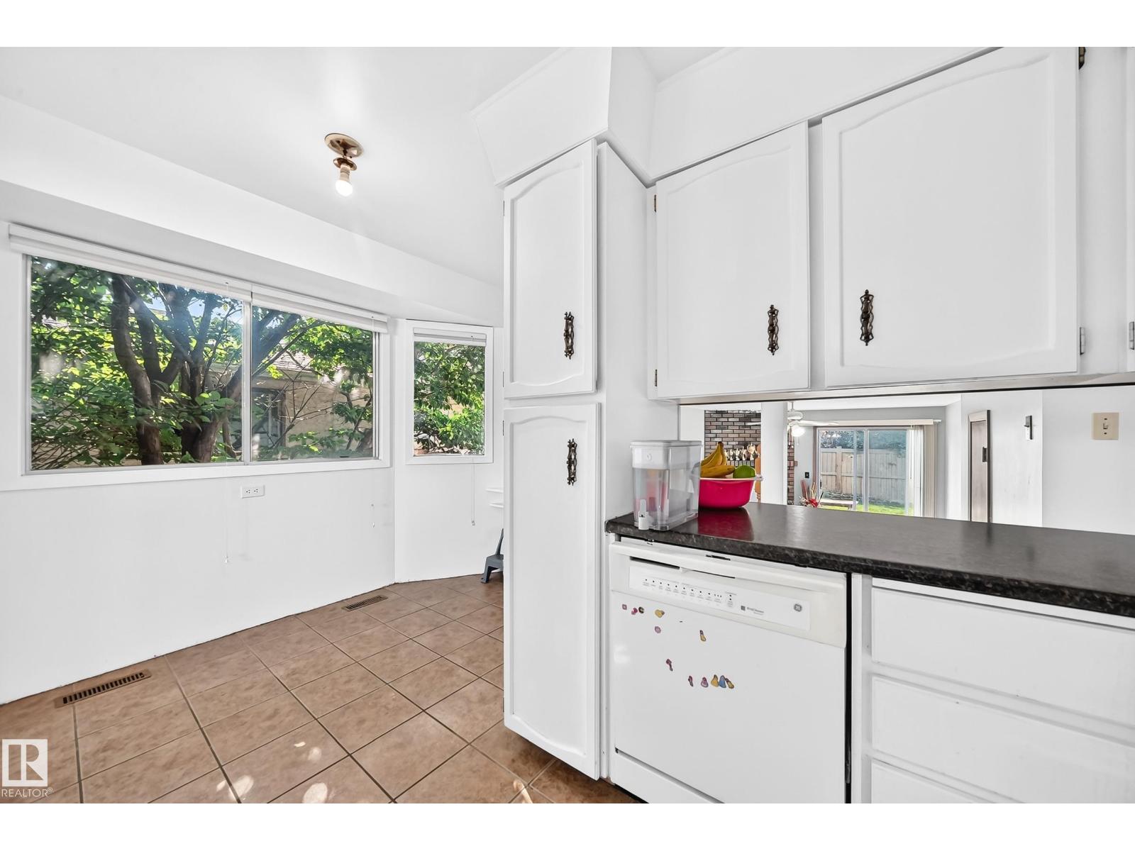1928 68 ST NW - 22