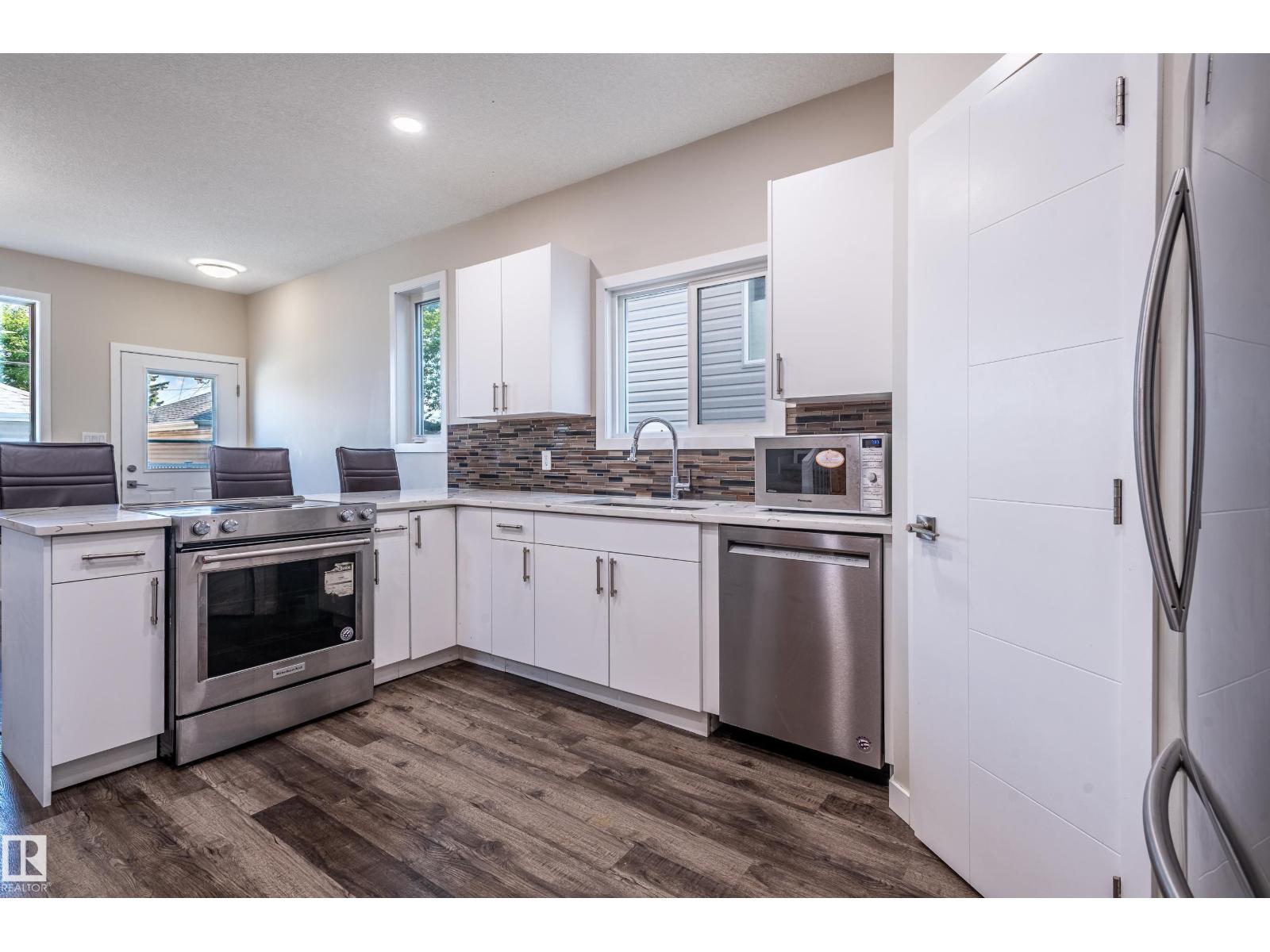15928 100 AV NW - Image 9