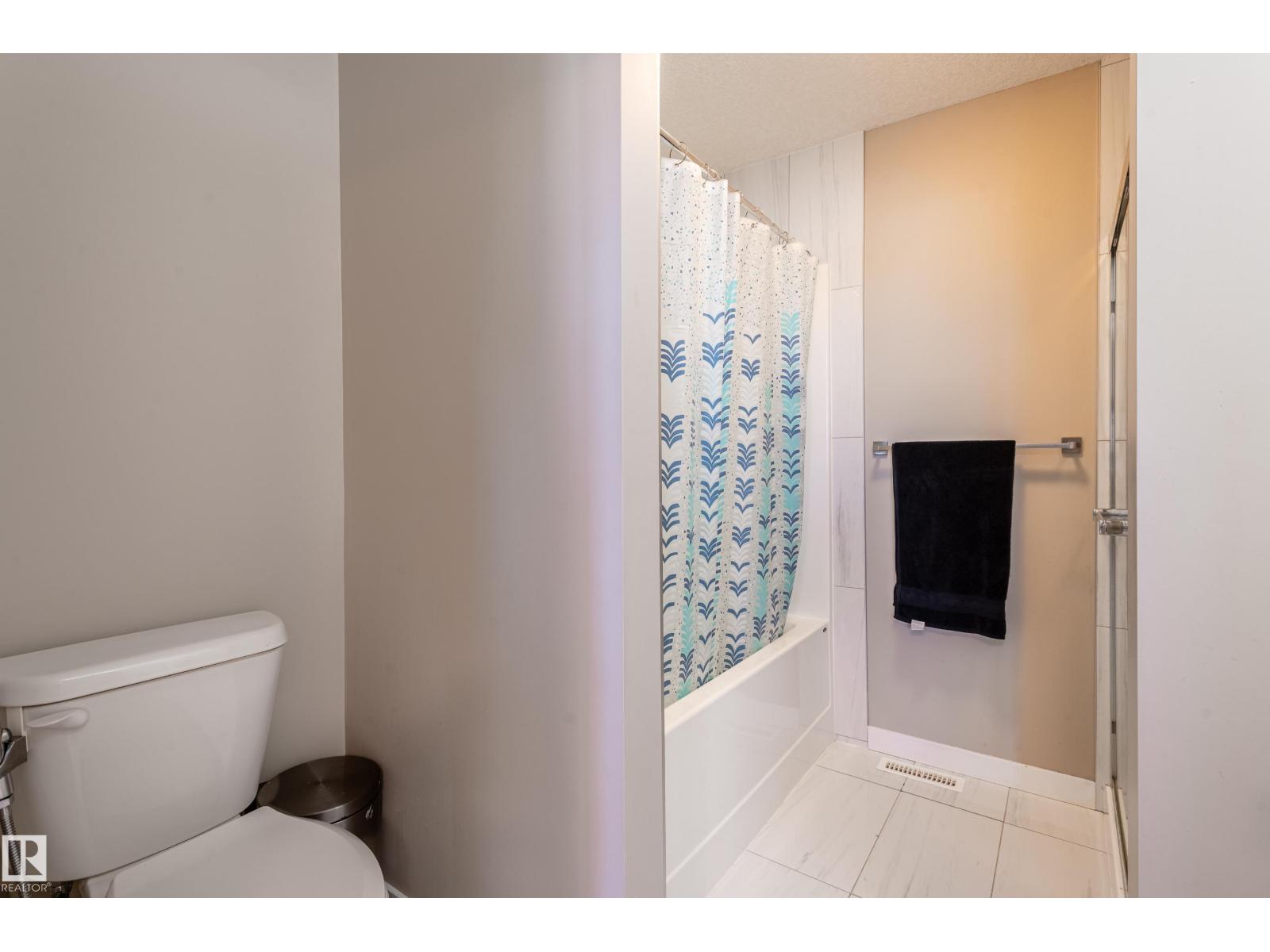 15928 100 AV NW - 28