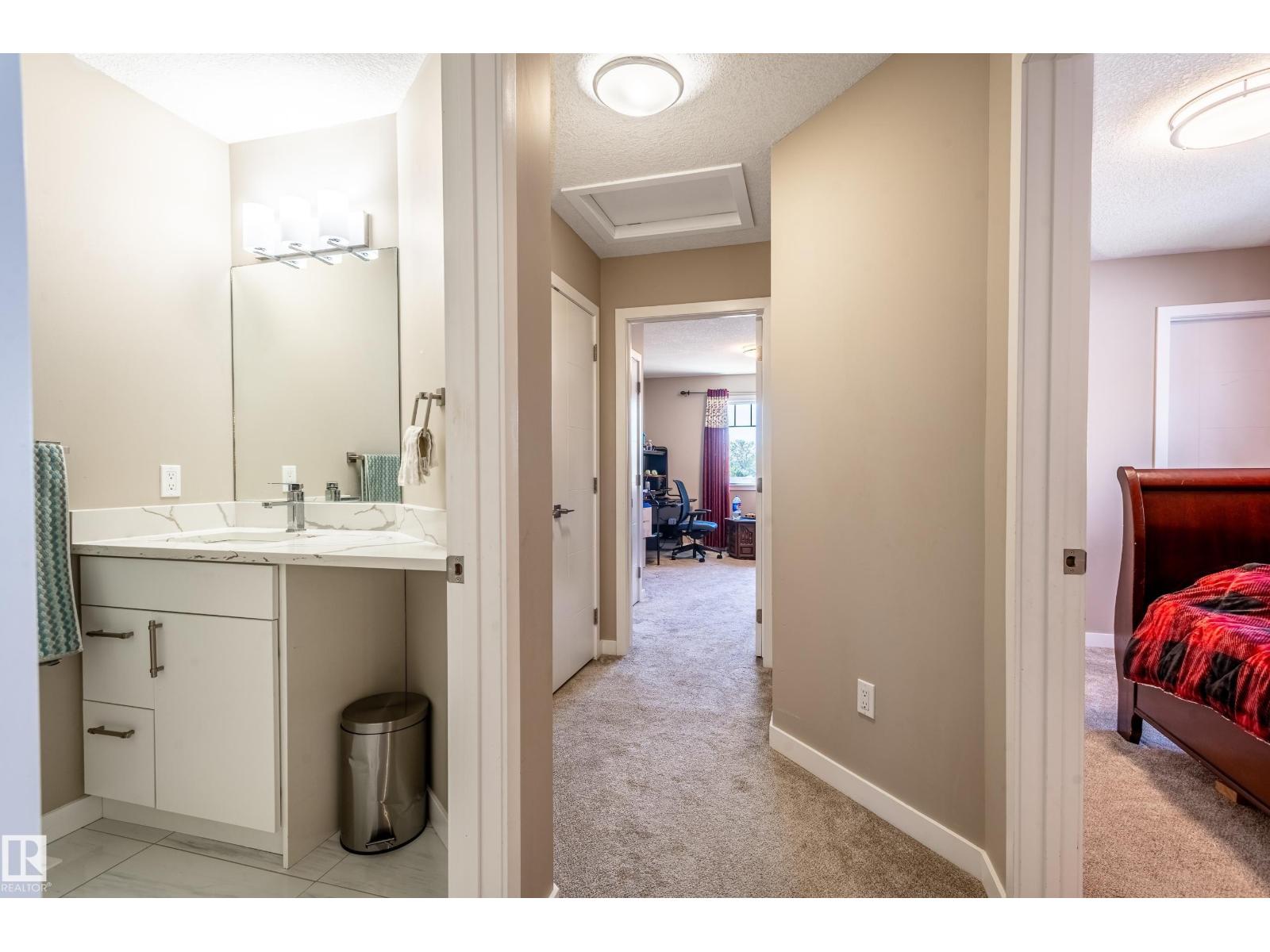 15928 100 AV NW - 18