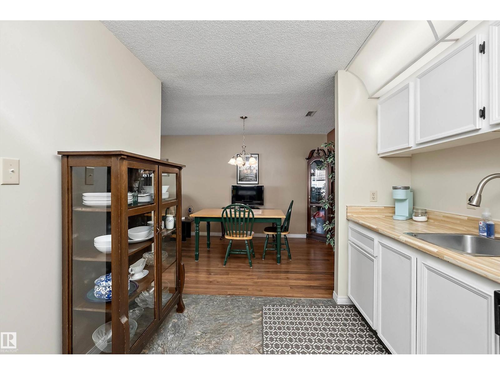 #64 2204 118 ST NW - 16
