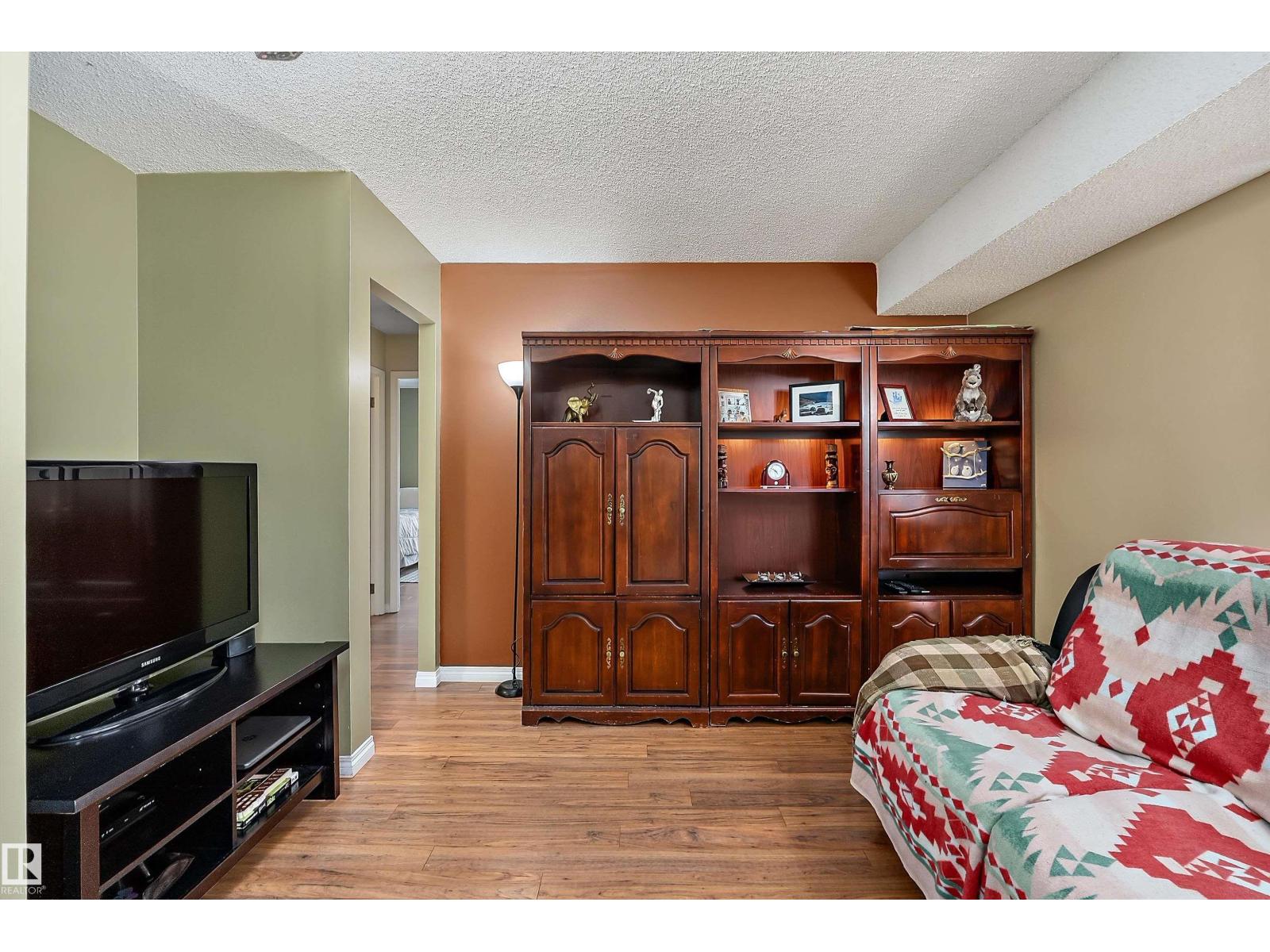 #64 2204 118 ST NW - 26