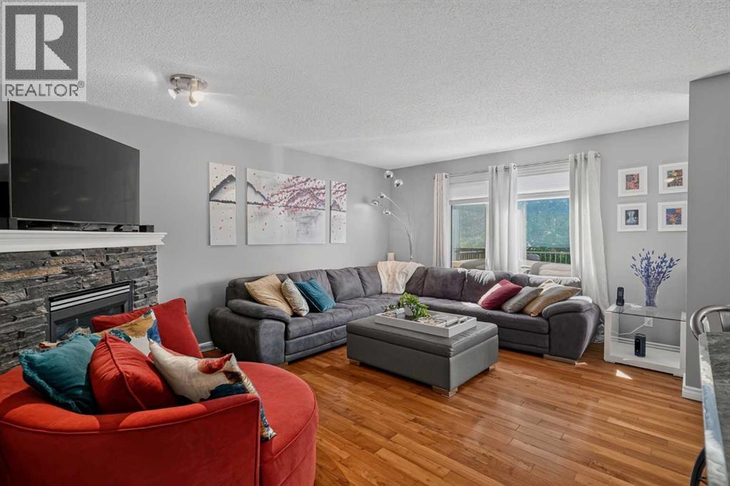 13 Coventry Way NE - Image 5