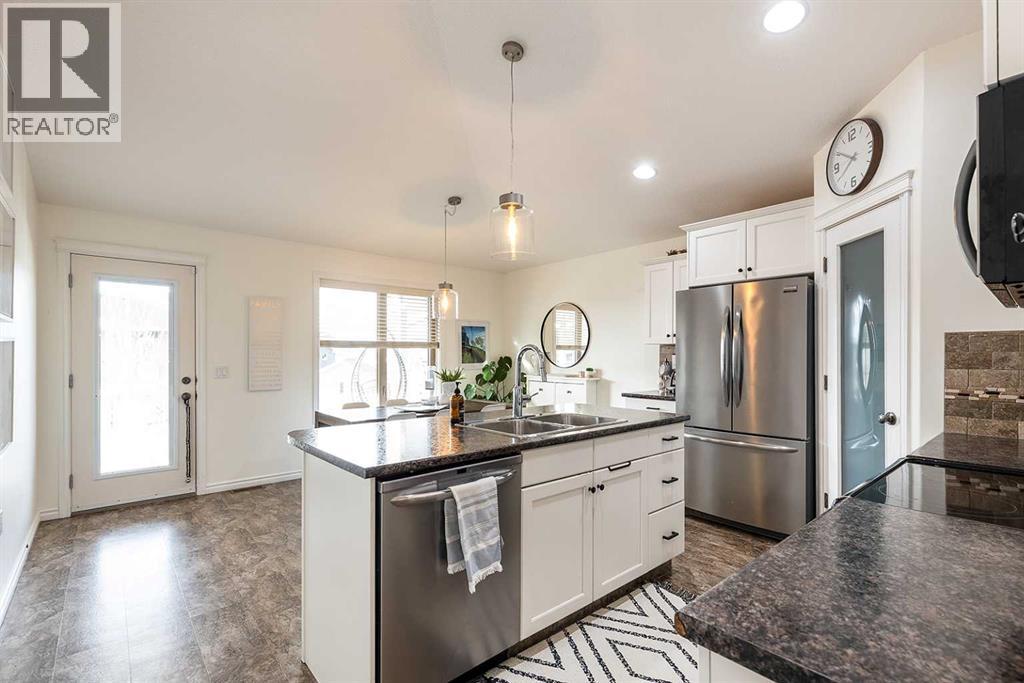 184 Hamptons Way SE - 10