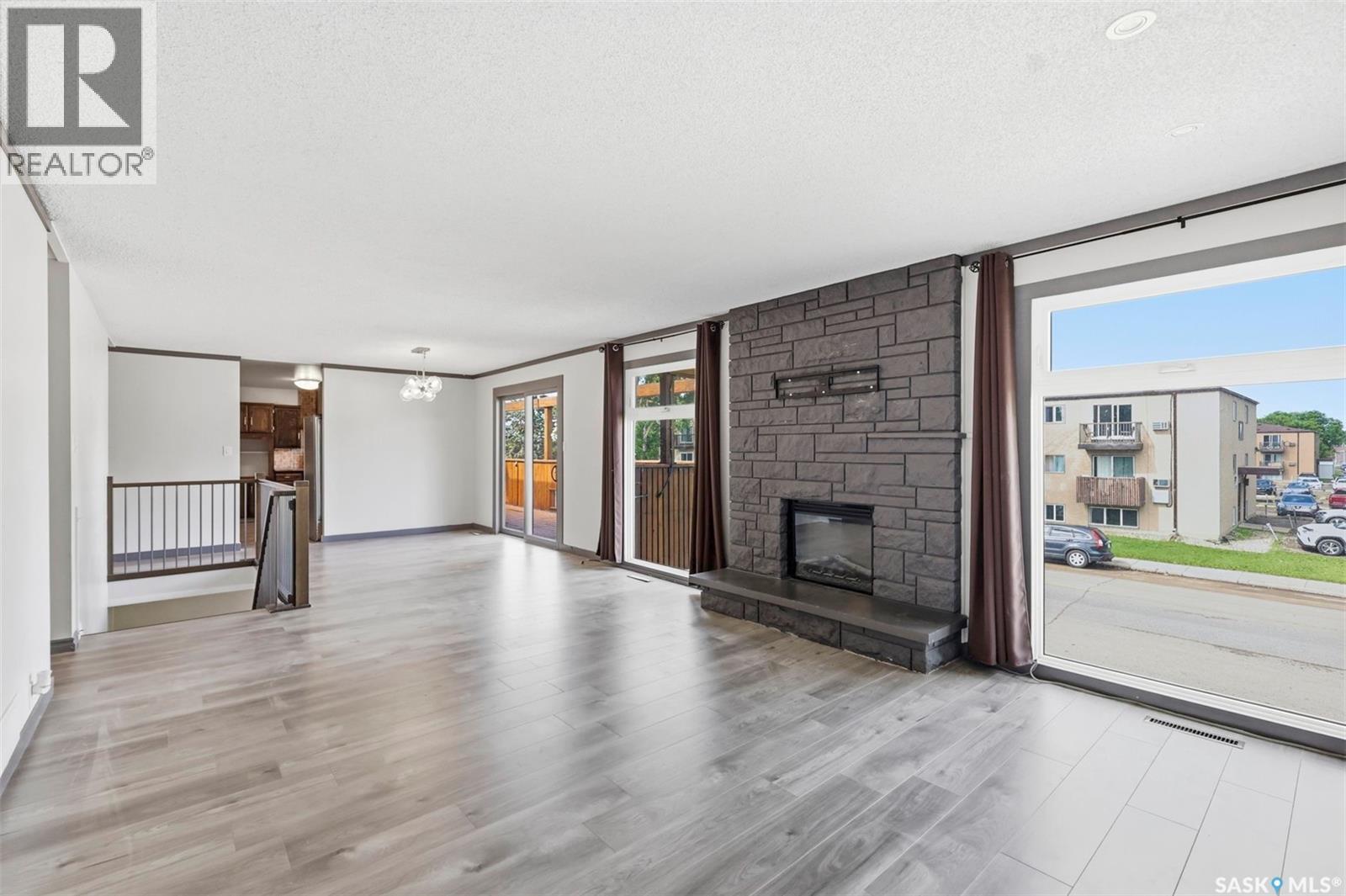 65 Rennie PLACE - Image 13