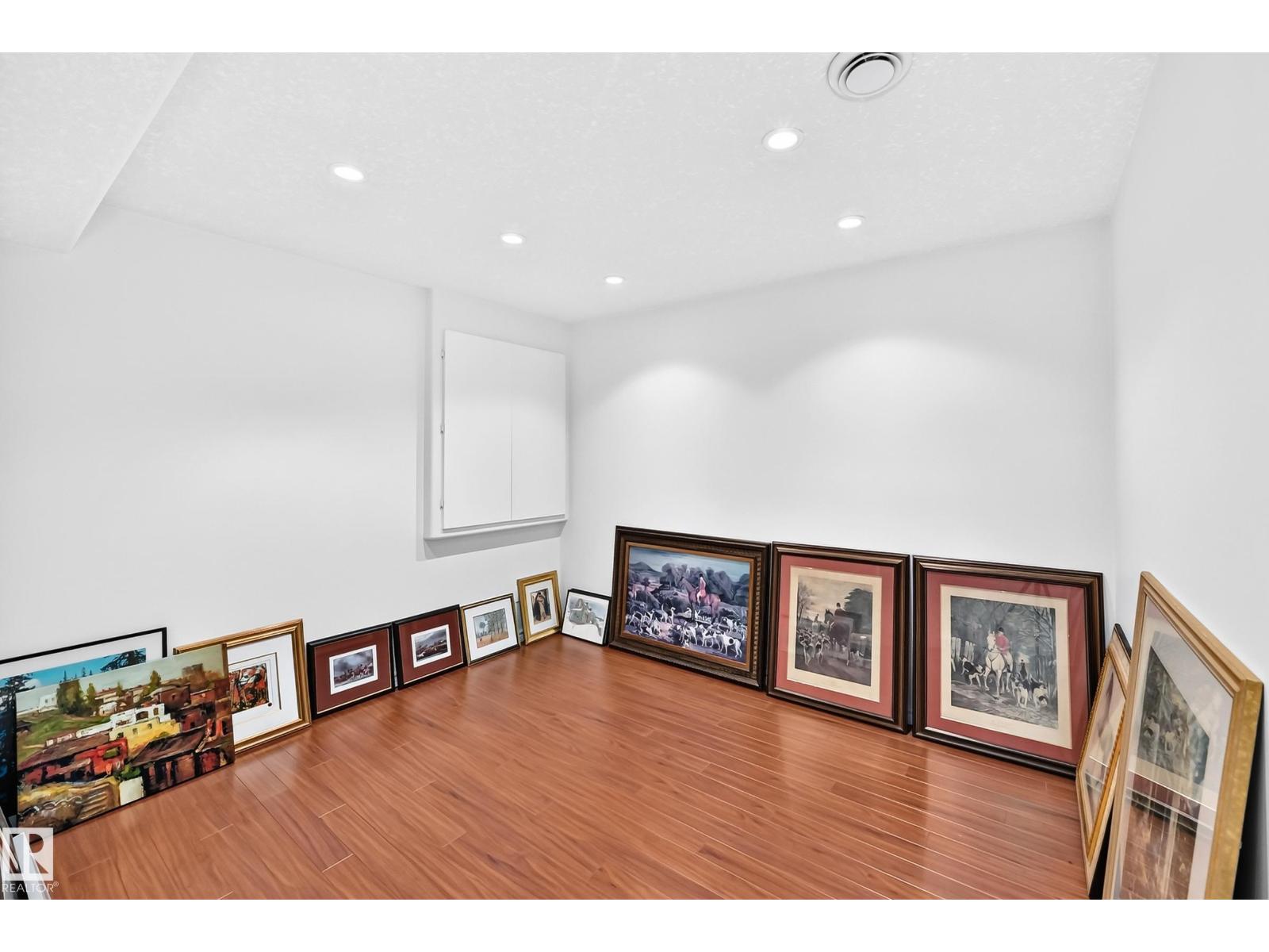 8820 158 AV NW - Image 55