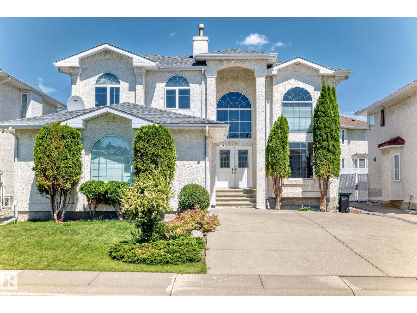 8820 158 AV NW - 1