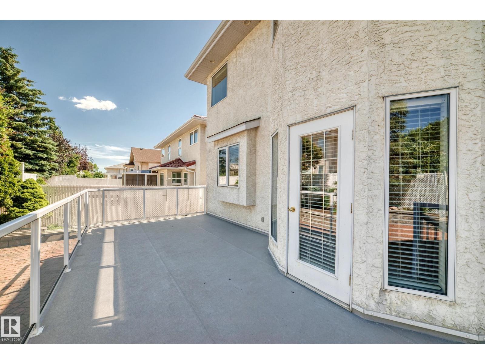 8820 158 AV NW - Image 24