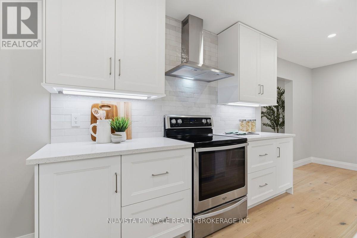 59 KINNEAR CRESCENT - 14
