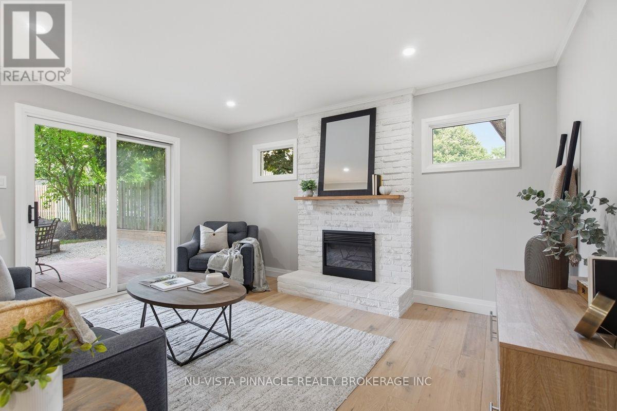 59 KINNEAR CRESCENT - 18