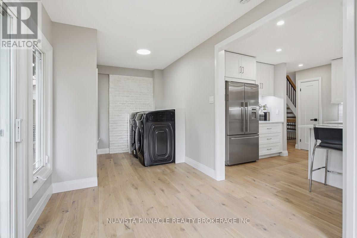 59 KINNEAR CRESCENT - 21