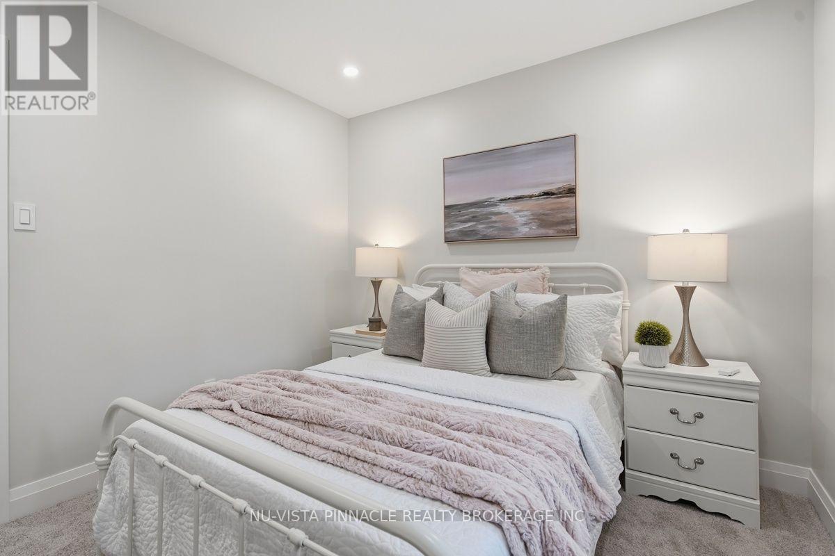59 KINNEAR CRESCENT - 27