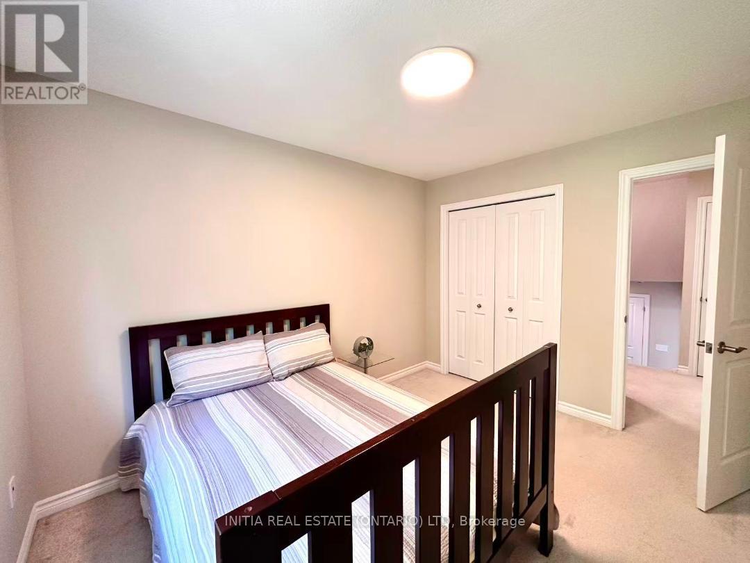 #31 1010 FANSHAWE PARK ROAD E - 16