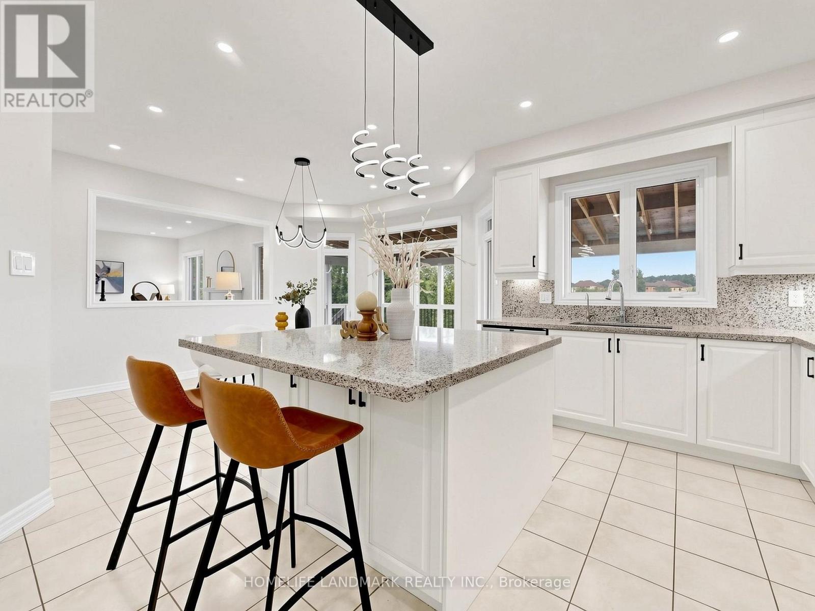 75 POINTON STREET - 12