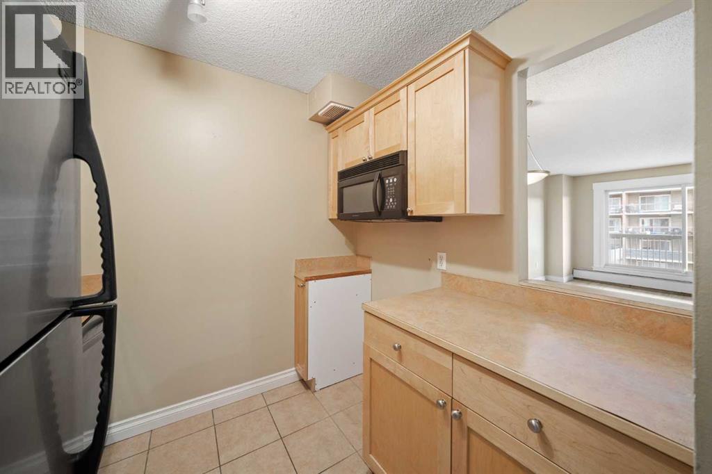 #303 1334 12 Avenue SW - 3