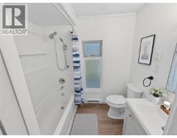 Kitchen - 151 Cooper Pl, Parksville, BC V9P1M4 Photo 9