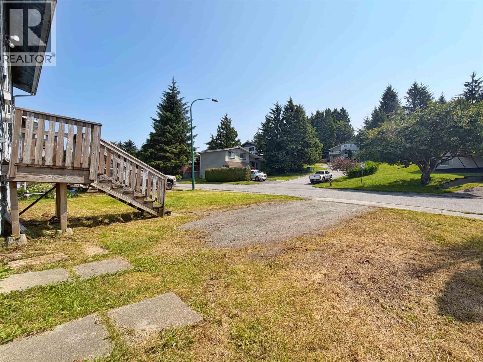 1620 KOOTENAY AVENUE