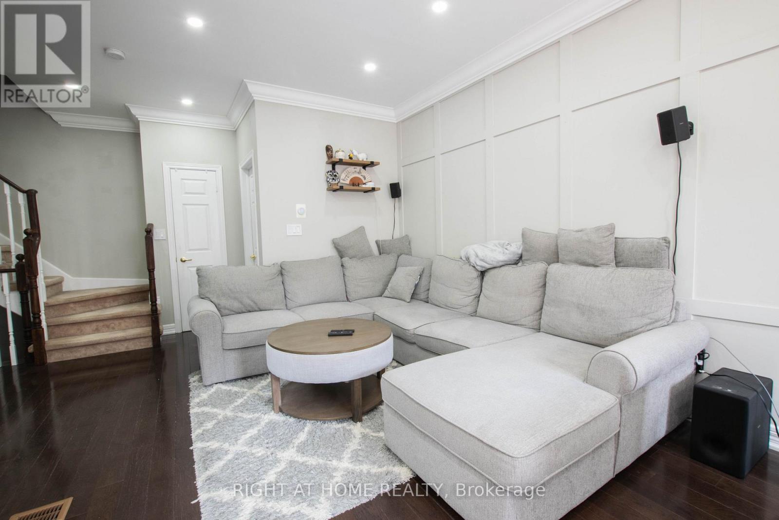 #54 1250 ST MARTINS DRIVE - 12
