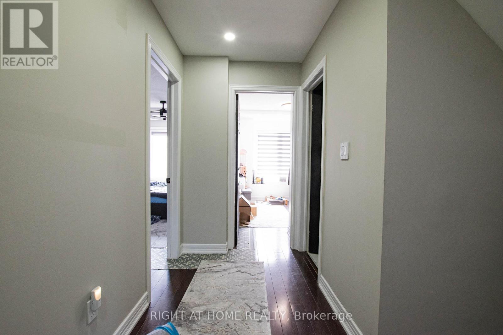 #54 1250 ST MARTINS DRIVE - 15