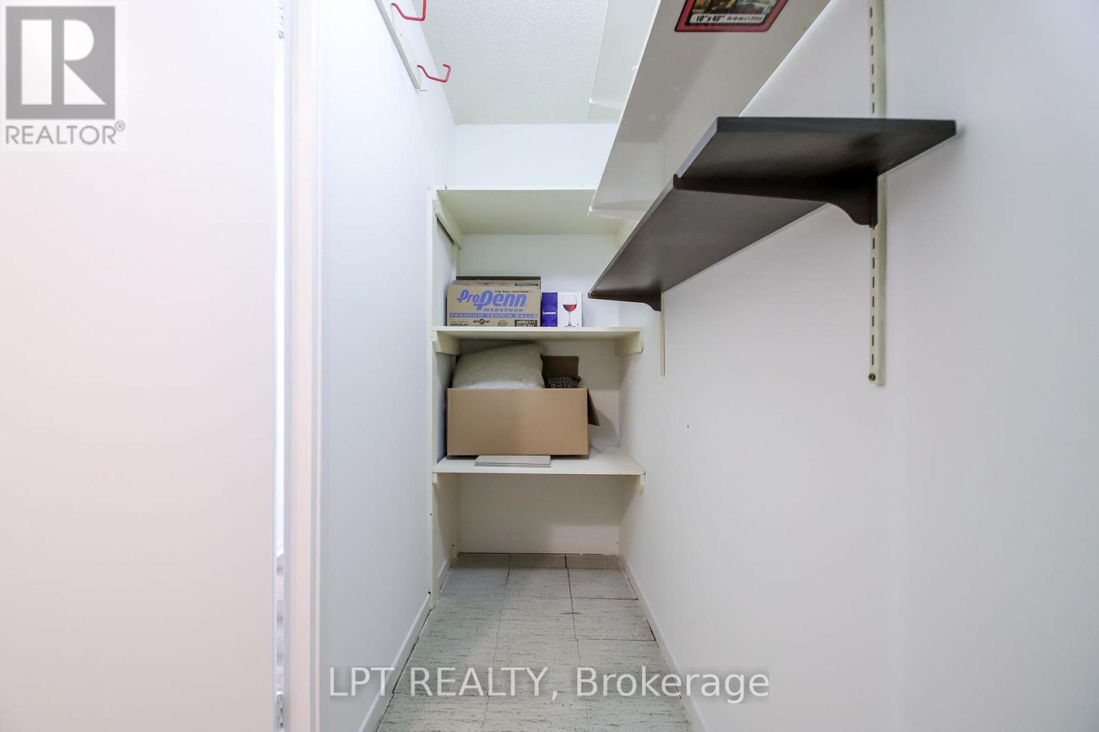 #209 90 LING ROAD - 25