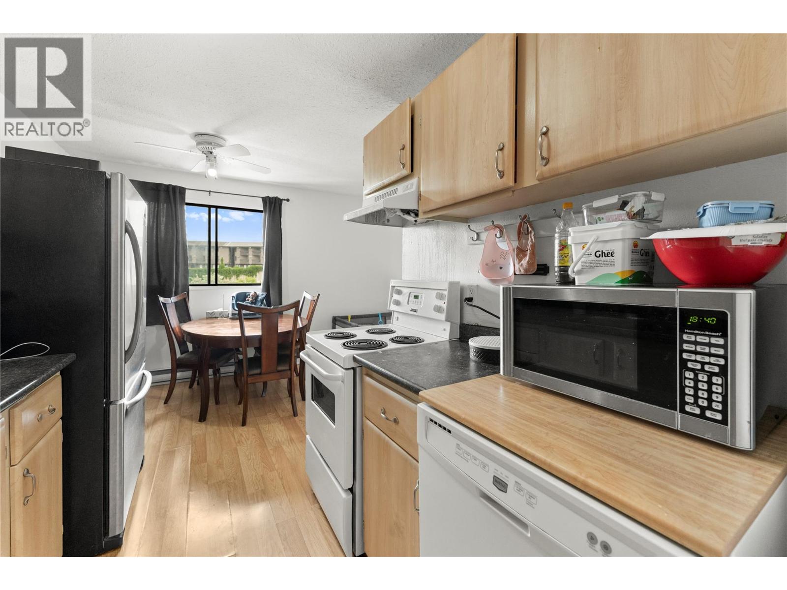 #412 555 DALGLEISH Drive - 10
