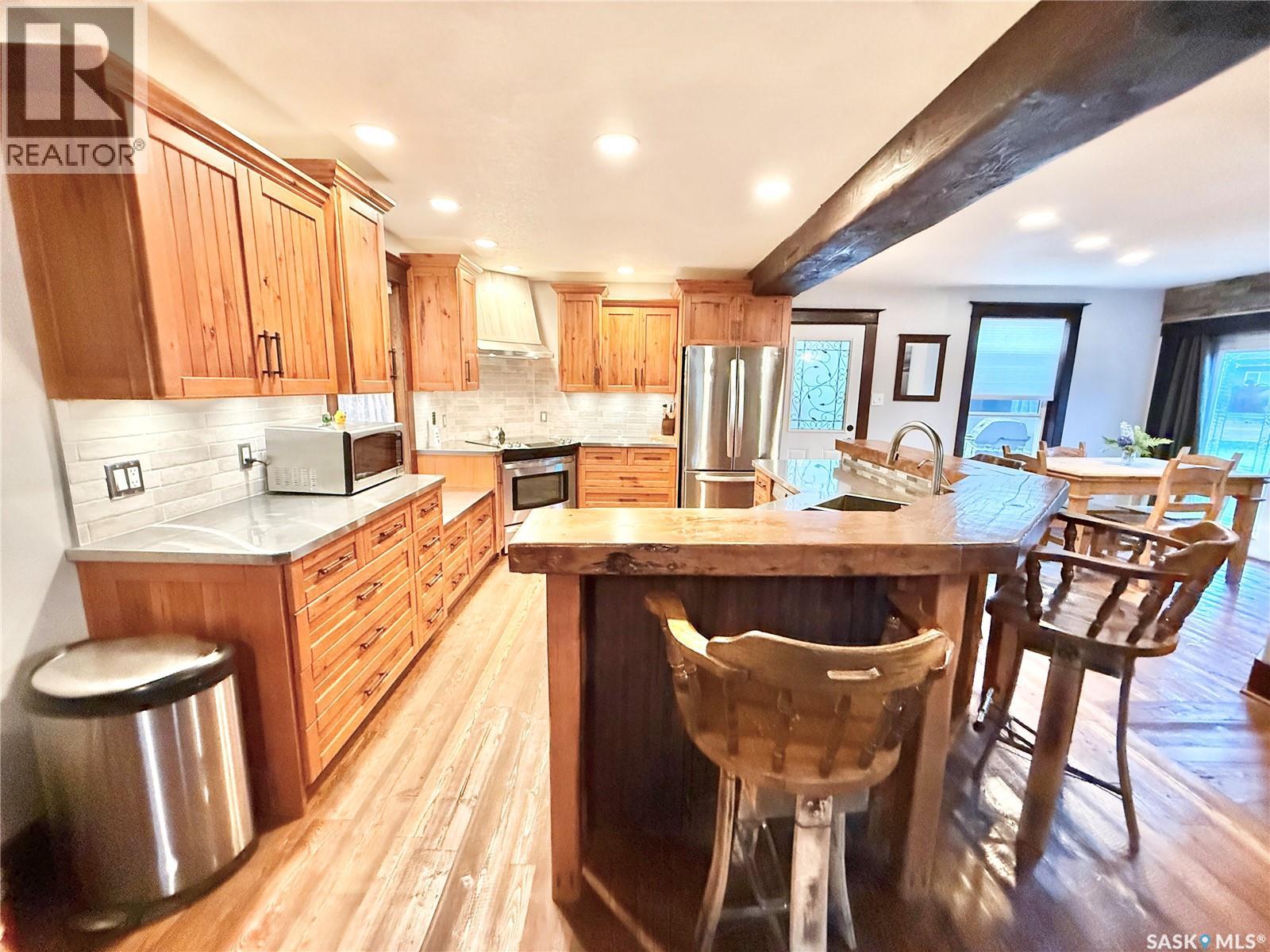 522 Vivian BAY - 19