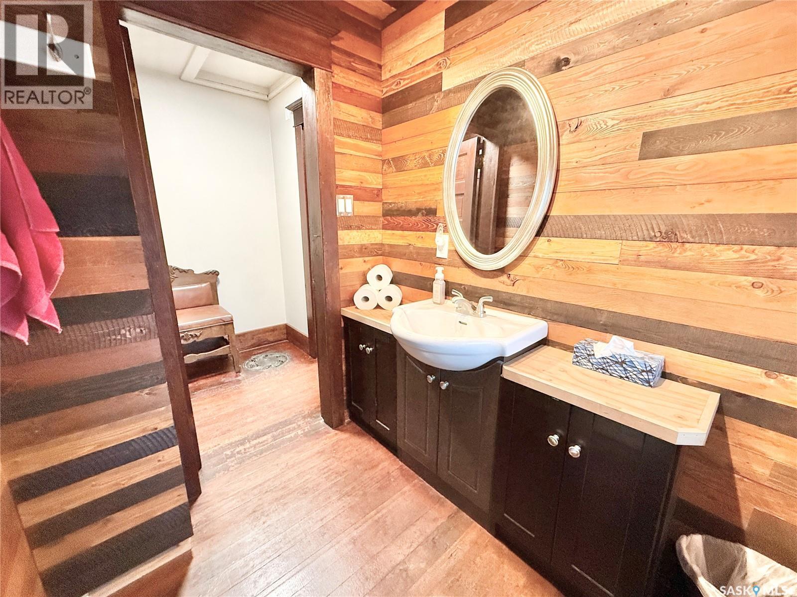 522 Vivian BAY - 38