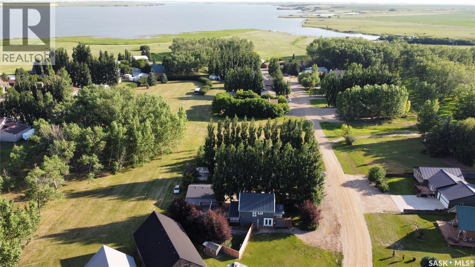 522 Vivian BAY - 5