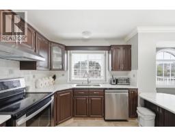 Bedroom - 660 Wiltse Boulevard, Penticton, BC V2A8J2 Photo 17