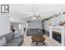 Kitchen - 660 Wiltse Boulevard, Penticton, BC V2A8J2 Photo 6