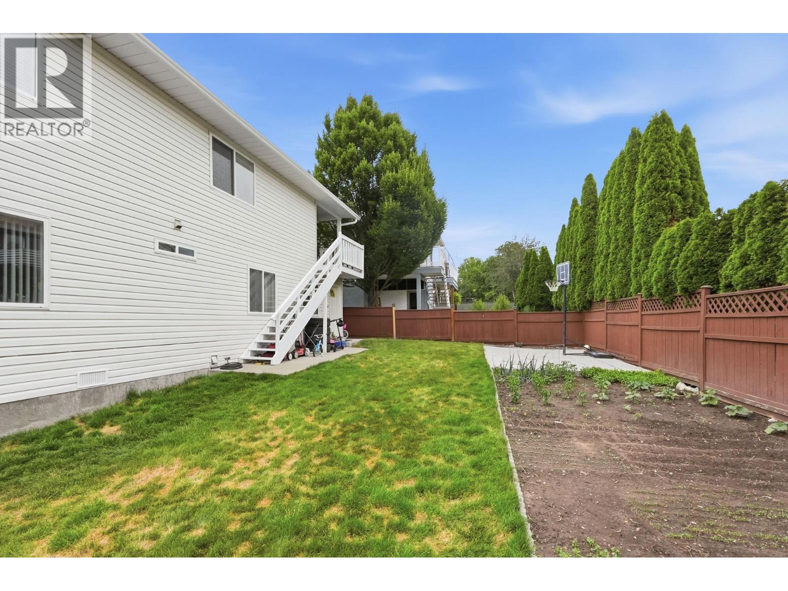 660 Wiltse Boulevard - 41