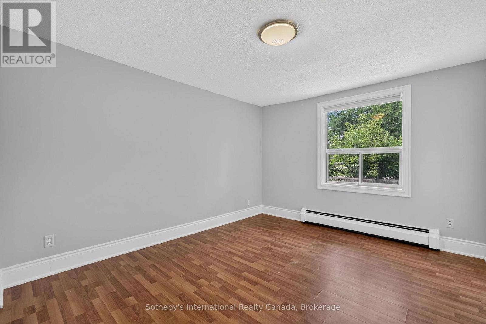 #101 173 EIGHTH STREET - 24