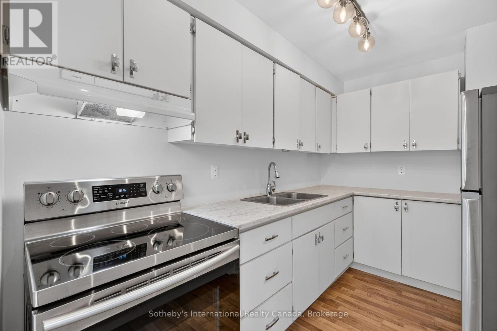 #101 173 EIGHTH STREET - 19
